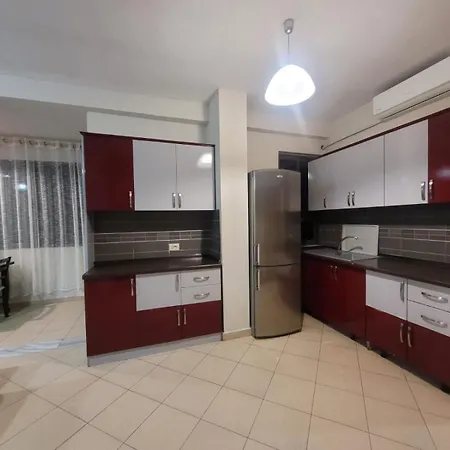 Kodra E Diellit Apartment *